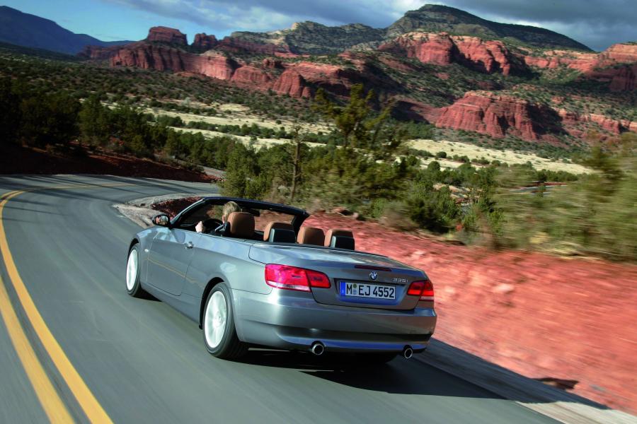  BMW 3-Series Convertible 2007 года  (фото 53 из 239)